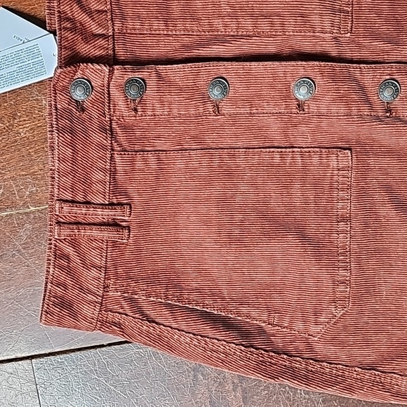 NWT AE sz 6 brown corduroy skirt. Super hi-rise a-line - Picture 2 of 8